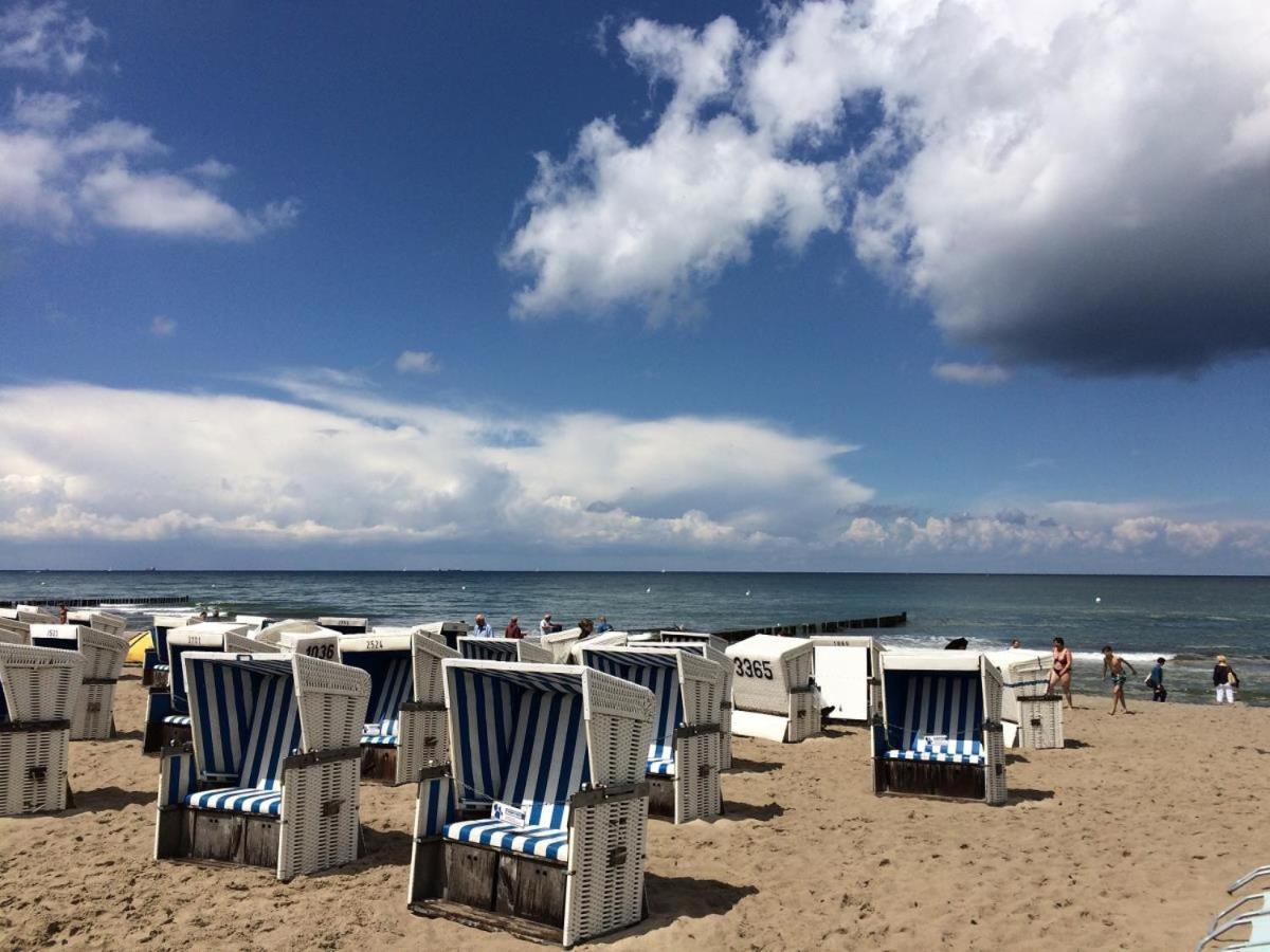 Residenz/Seeschnecke Rostock Bagian luar foto
